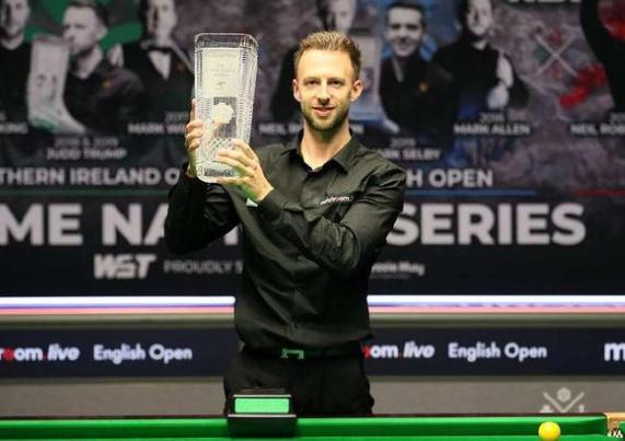 在高强度的 在高强度的